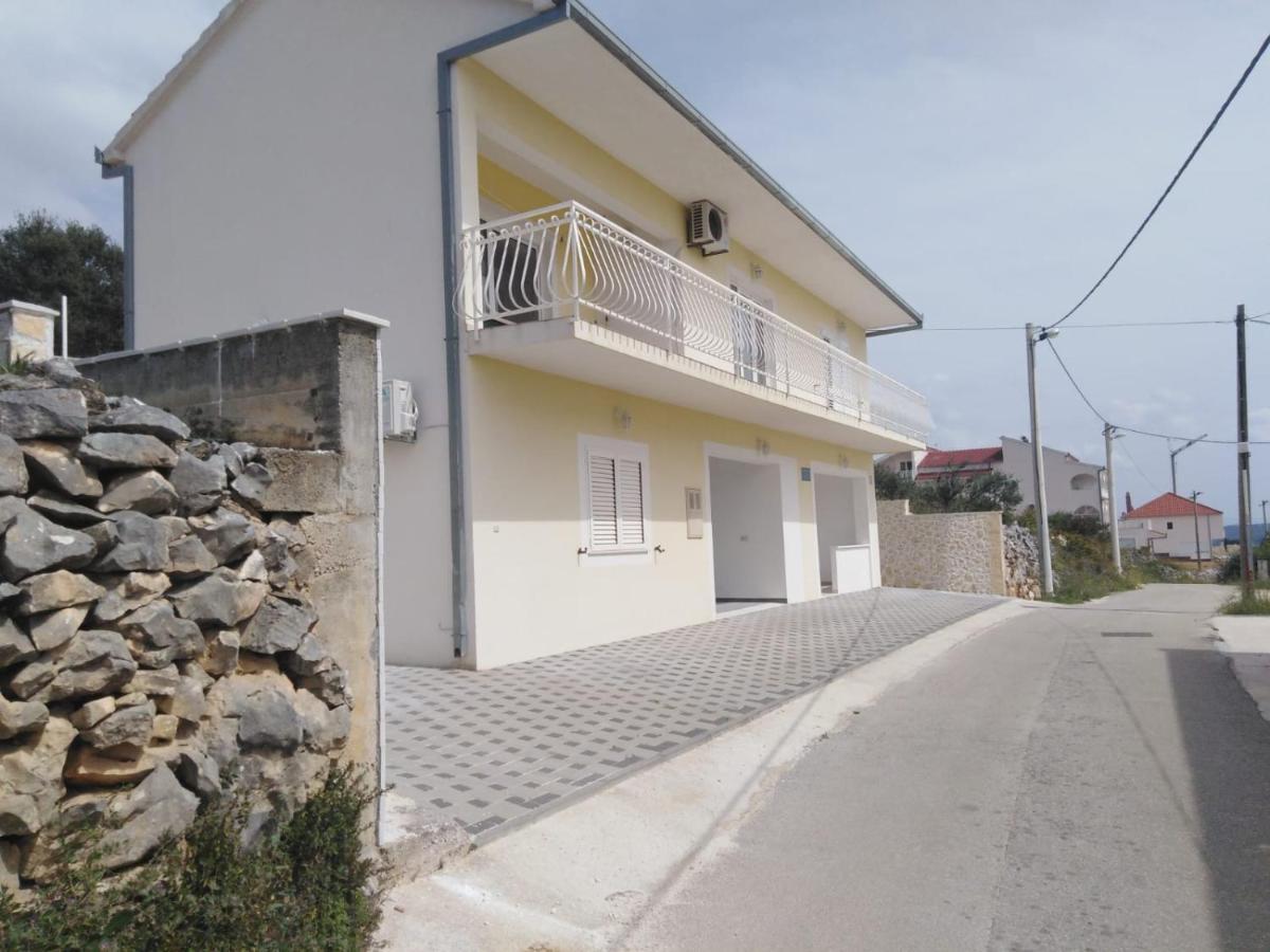 Apartments Braco Seget Vranjica Buitenkant foto